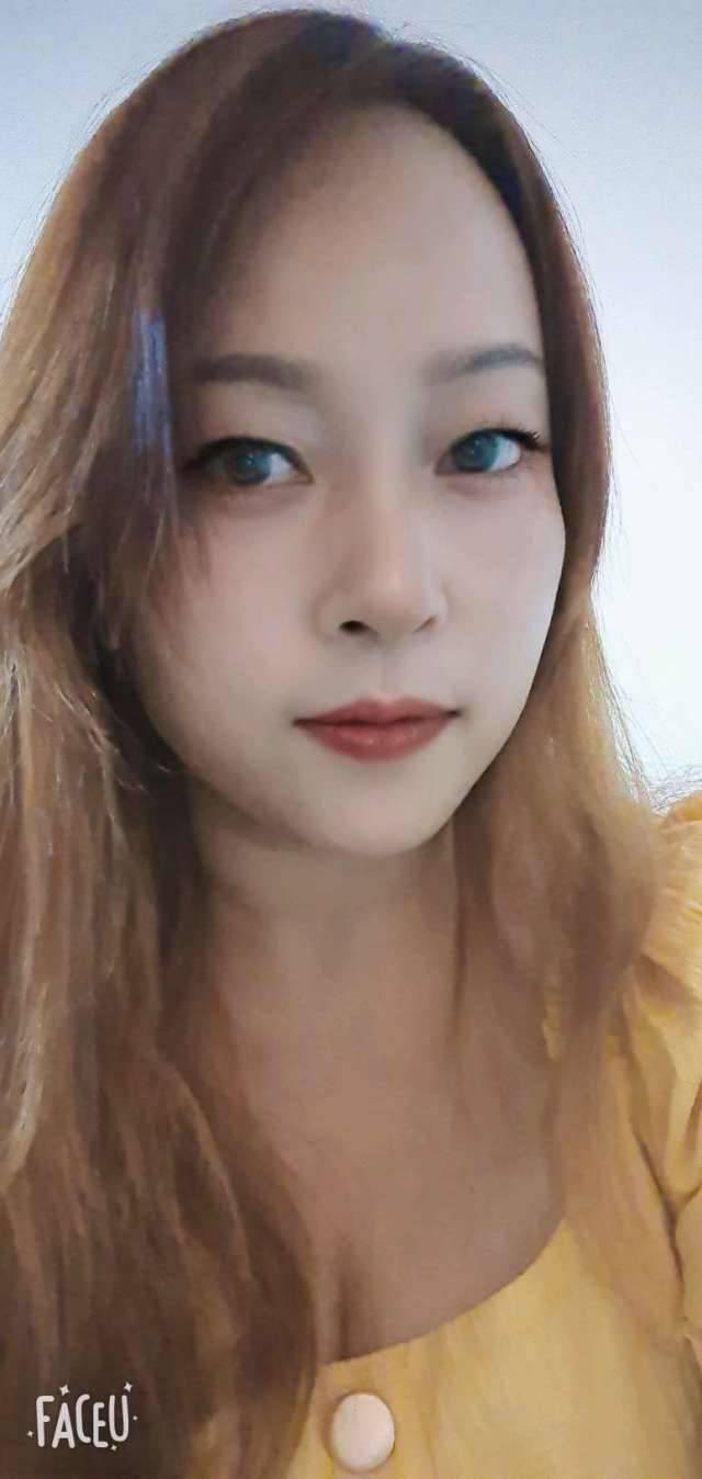 分享一个性感的妹子