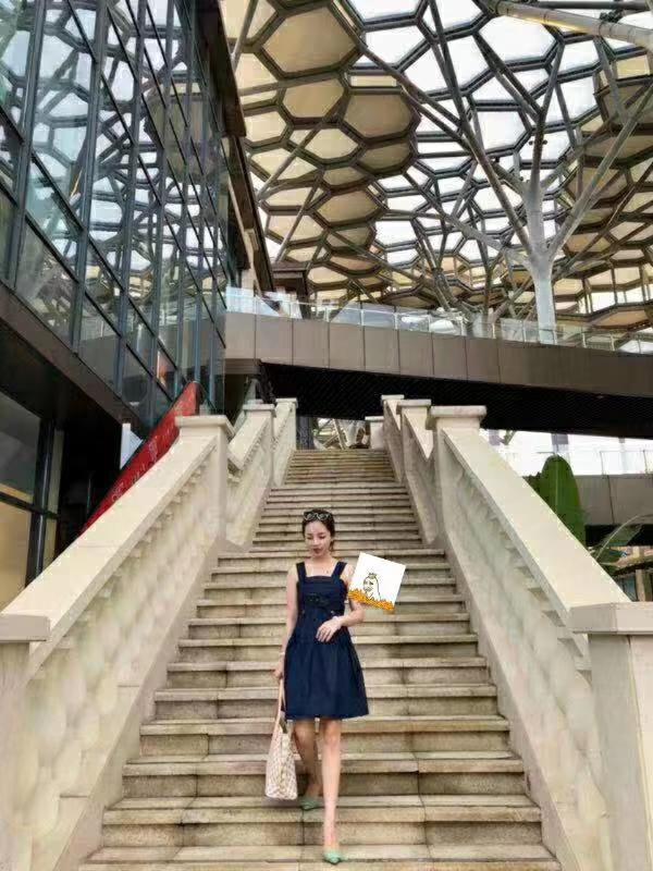 体验龙华瑜伽妹子艾糖糖