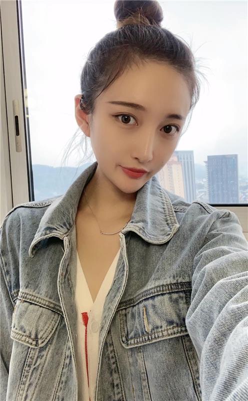 福田区约炮美腿风Sao小妹